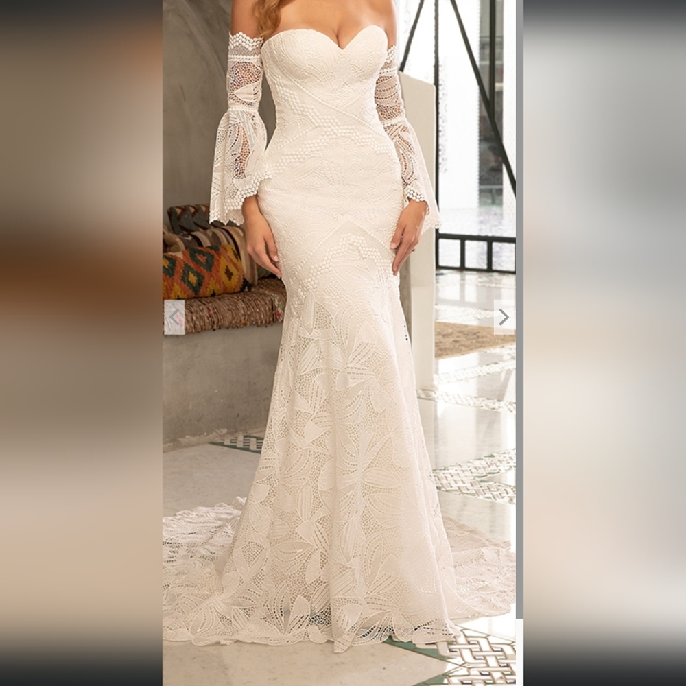 Beloved wedding dress by casablanca style bl300 SIZE 10